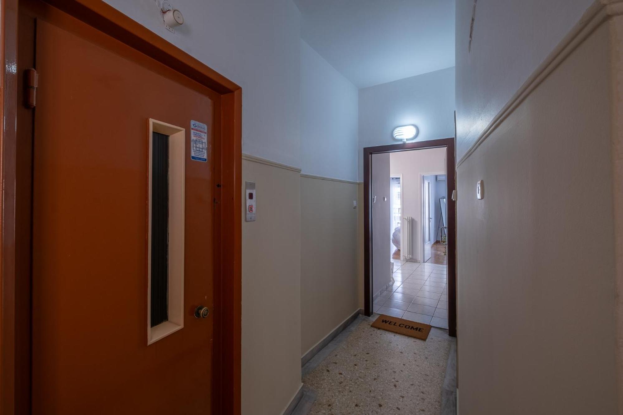 Lovely And Modern 3Bd Apartment Close To Ampelokipoi Metro Atenas Exterior foto